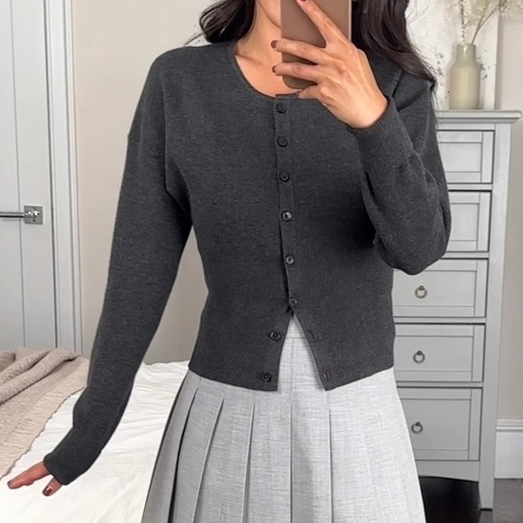 Aritzia Golightly Cardigan Dark Gray S - Picture 4 of 6